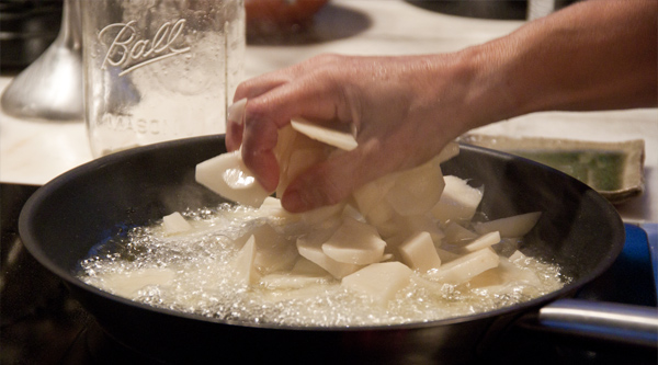 Spanish tortilla-potatoes-cooking