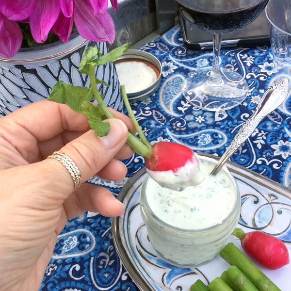 Radish and Yogurt Herb Dip