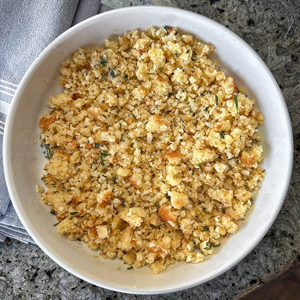 Cornbread topping for Rosemary Onion Mac and Cheese 